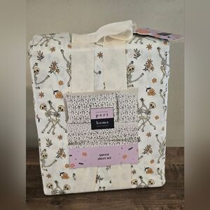 Peri Home QUEEN Skeleton Halloween sheets set.